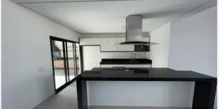 Casa condomínio mantova 