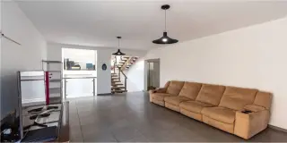 Sobrado triplex condomínio terra magna 