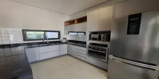 Casa condomínio bréscia 
