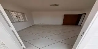 Sobrado centro 