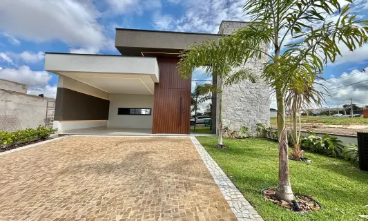 Casa condomínio park vista real  