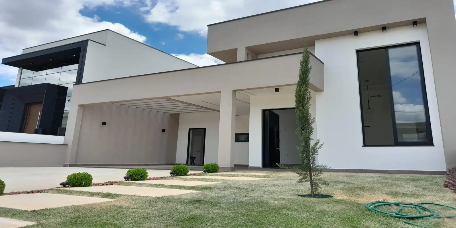 Casa condomínio viena 